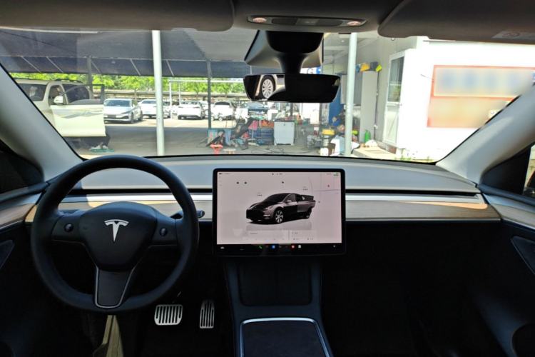 Used Tesla Model Y 2022 Revised Version Rear-Wheel Drive Center Console