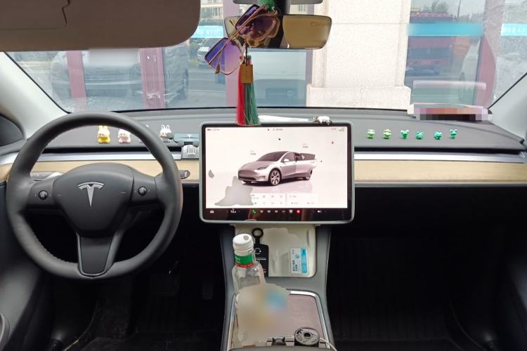 Used Tesla Model Y 2022 Revised Version Rear-Wheel Drive Center Console