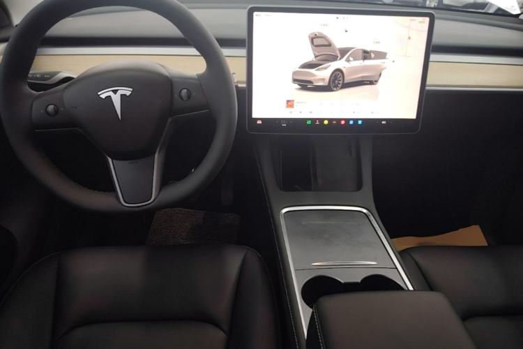 Used Tesla Model Y 2022 Revised Version Long-Range All-Wheel Drive Center Console