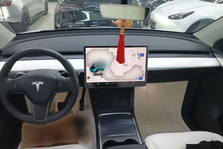 Used Tesla Model Y 2022 Revised Version Rear-Wheel Drive Center Console