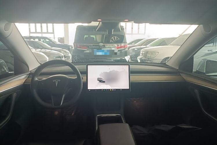 Used Tesla Model Y 2022 Revised Version Long-Range All-Wheel Drive Center Console