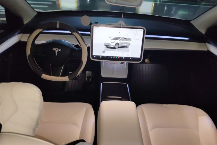 Used Tesla Model Y 2022 Revised Version Rear-Wheel Drive Center Console