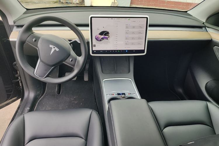 Used Tesla Model Y 2022 Revised Version Rear-Wheel Drive Center Console