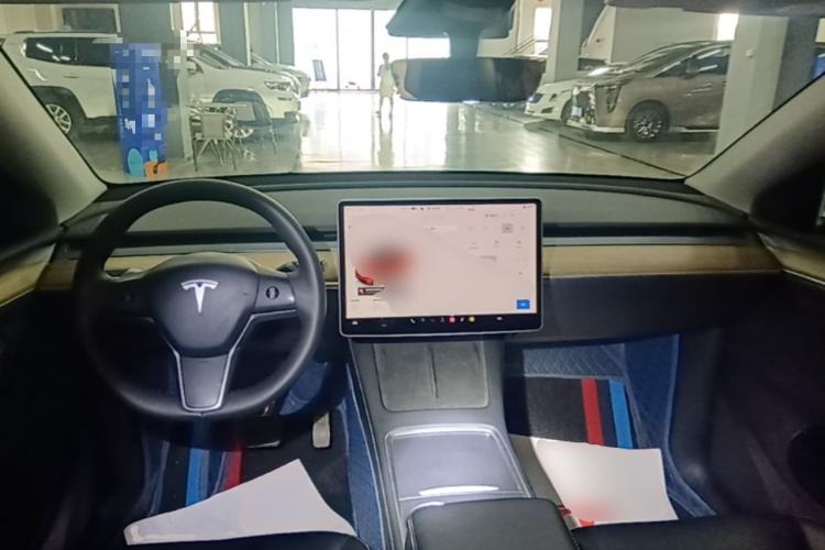 Used Tesla Model Y 2022 Revised Version Rear-Wheel Drive Center Console