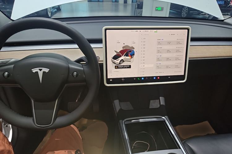 Used Tesla Model Y 2022 Revised Version Rear-Wheel Drive Center Console