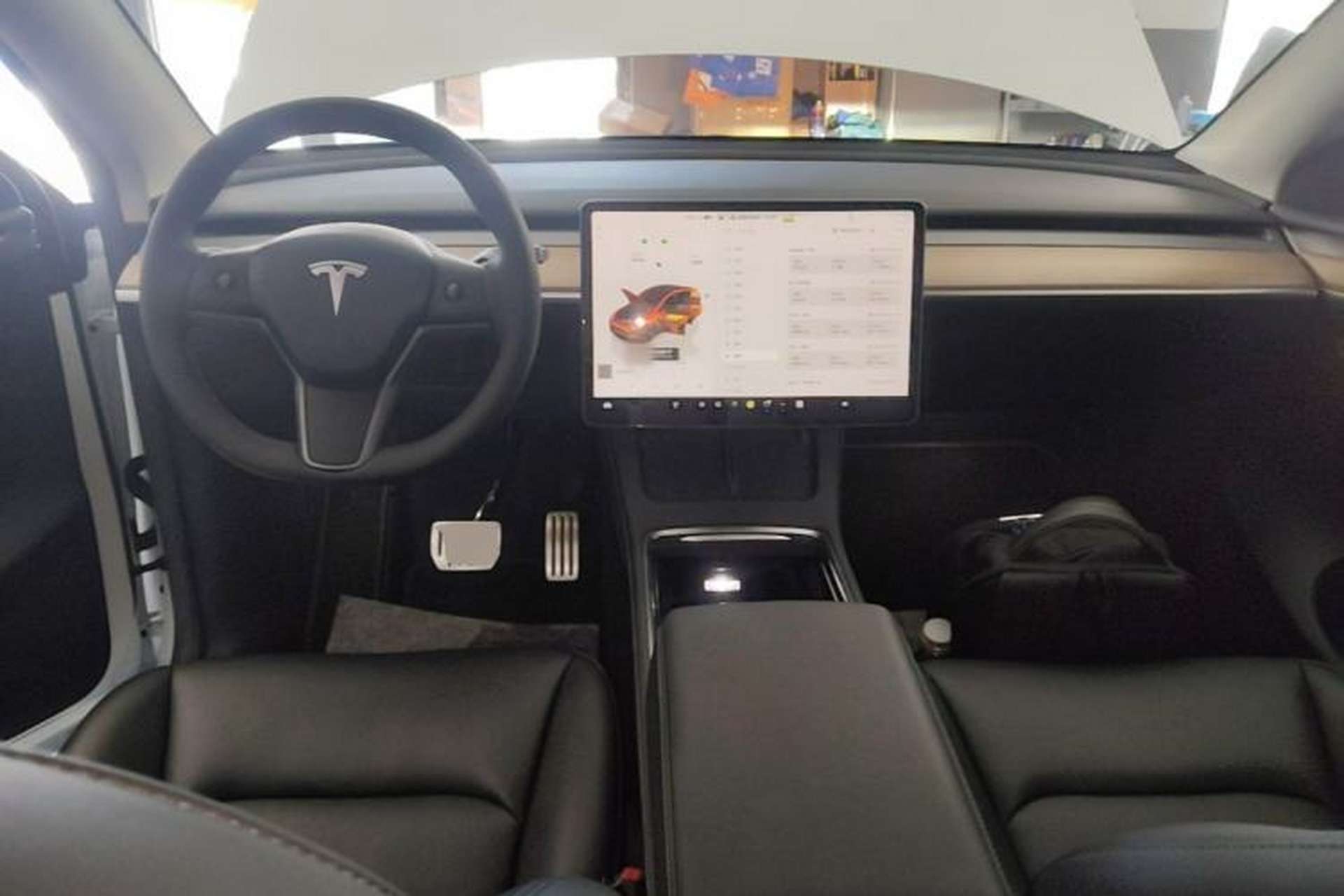 Used Tesla Model Y 2022 Performance High-Performance All-Wheel-Drive Version Center Console