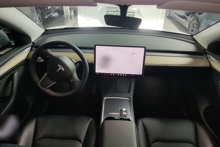 Used Tesla Model Y 2022 Rear-Wheel-Drive Version Center Console