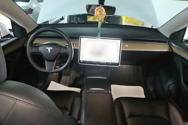 Used Tesla Model Y 2022 Revised Version Rear-Wheel Drive Center Console