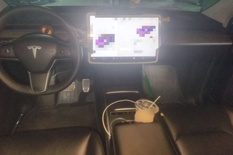 Used Tesla Model Y 2022 Revised Version Rear-Wheel Drive Center Console