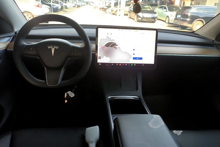 Used Tesla Model Y 2022 Rear-Wheel-Drive Version Center Console