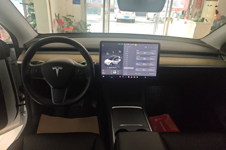 Used Tesla Model Y 2022 Revised Version Rear-Wheel Drive Center Console