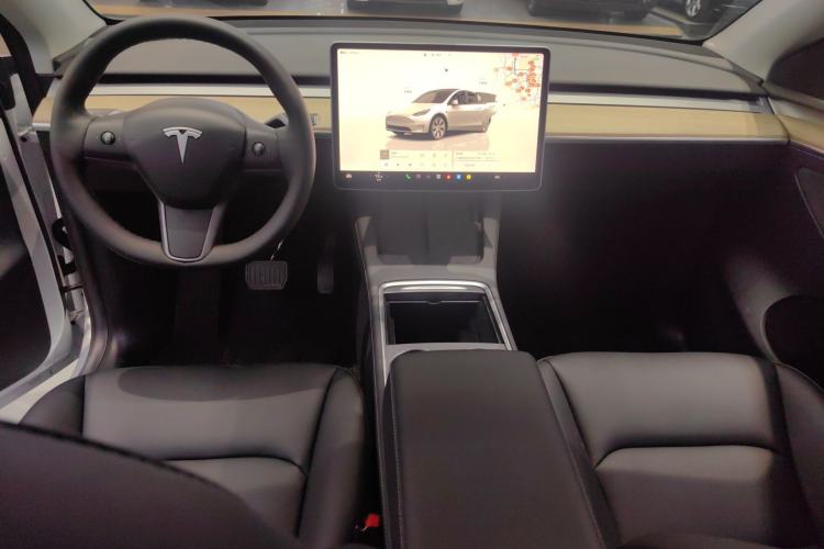 Used Tesla Model Y 2022 Revised Version Rear-Wheel Drive Center Console