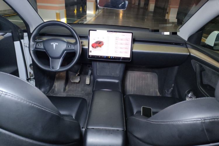 Used Tesla Model Y 2022 Revised Version Rear-Wheel Drive Center Console