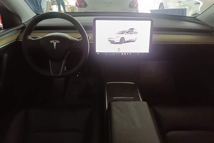 Used Tesla Model Y 2022 Revised Version Rear-Wheel Drive Center Console