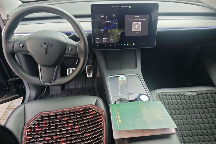 Used Tesla Model Y 2022 Revised Version Rear-Wheel Drive Center Console