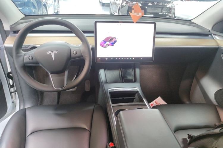 Used Tesla Model Y 2022 Revised Version Rear-Wheel Drive Center Console