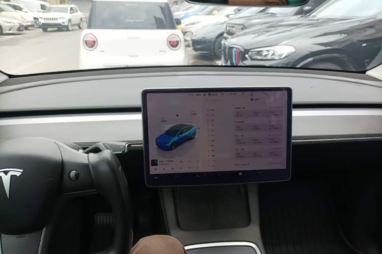 Used Tesla Model Y 2022 Revised Version Rear-Wheel Drive Center Console