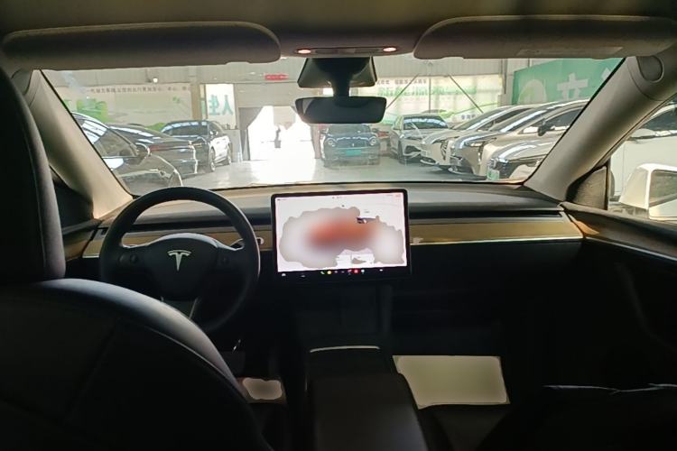 Used Tesla Model Y 2022 Rear-Wheel-Drive Version Center Console