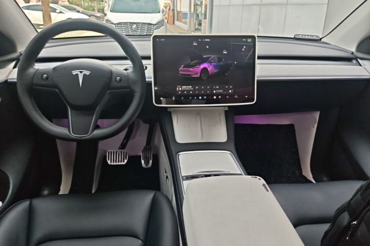 Used Tesla Model Y 2022 Revised Version Rear-Wheel Drive Center Console