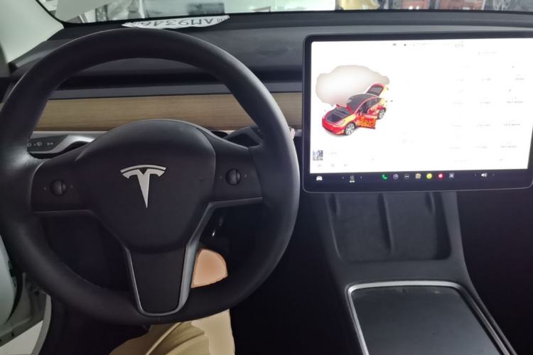 Used Tesla Model Y 2022 Revised Version Rear-Wheel Drive Center Console