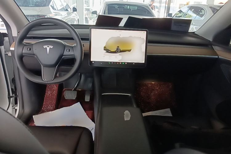 Used Tesla Model Y 2022 Revised Version Rear-Wheel Drive Center Console
