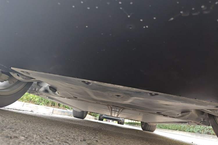 Used Tesla Model Y 2022 Rear-Wheel-Drive Version Chassis Front