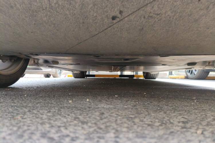 Used Tesla Model Y 2022 Rear-Wheel-Drive Version Chassis Front