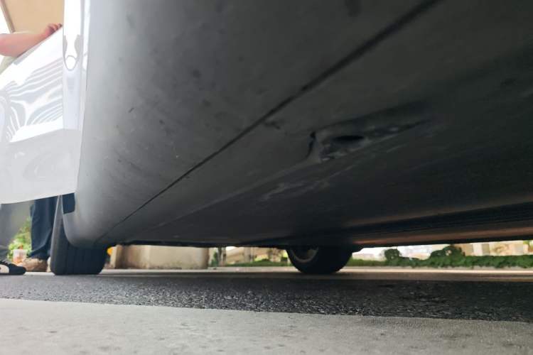 Used Tesla Model Y 2022 Long-Range All-Wheel-Drive Version Chassis Front Right