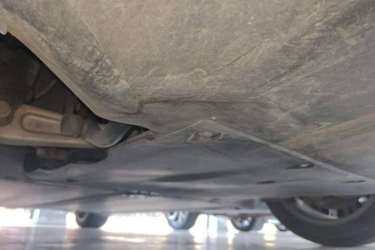 Used Tesla Model Y 2022 Revised Version Rear-Wheel Drive Chassis Front Right