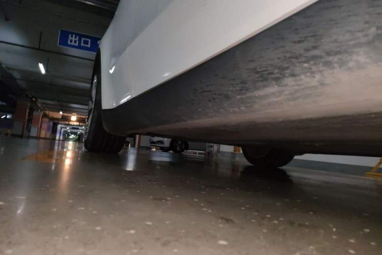 Used Tesla Model Y 2022 Revised Version Rear-Wheel Drive Chassis Front Right