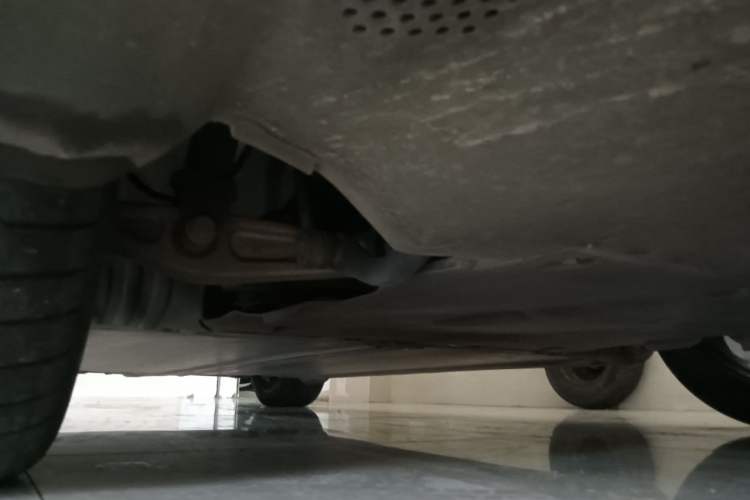 Used Tesla Model Y 2022 Revised Version Rear-Wheel Drive Chassis Front Right