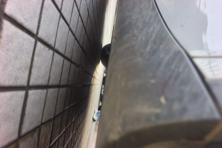 Used Tesla Model Y 2022 Revised Version Rear-Wheel Drive Chassis Front Right