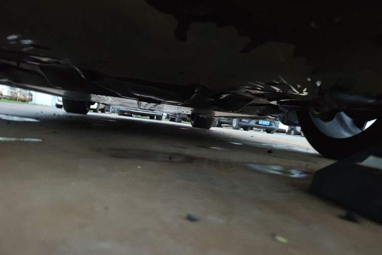 Used Tesla Model Y 2022 Long-Range All-Wheel-Drive Version Chassis Rear