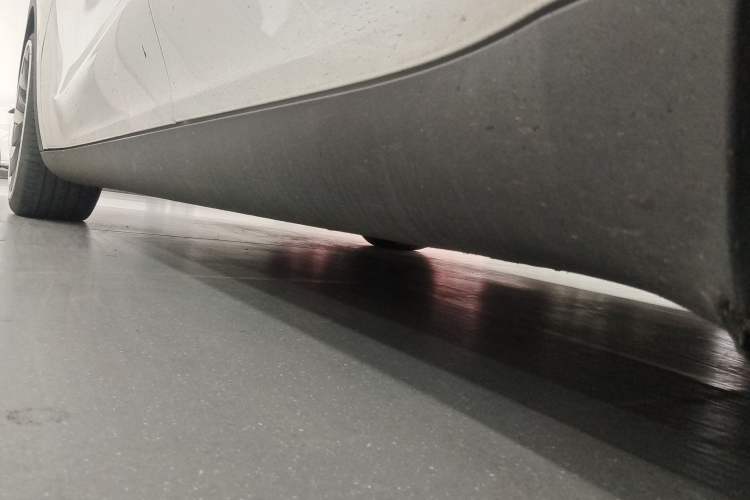 Used Tesla Model Y 2022 Performance High-Performance All-Wheel-Drive Version Chassis Rear Left