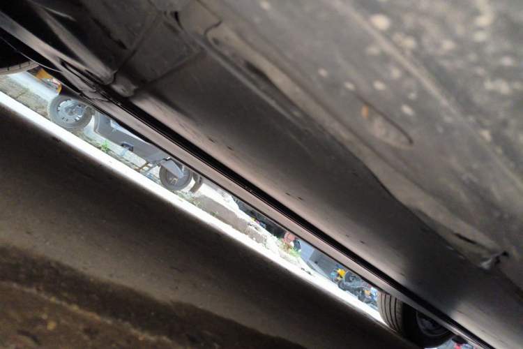 Used Tesla Model Y 2022 Rear-Wheel-Drive Version Chassis Rear Right