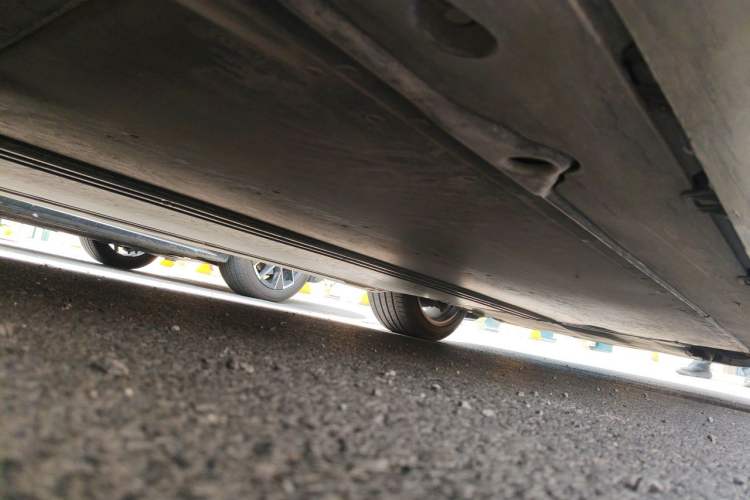 Used Tesla Model Y 2022 Rear-Wheel-Drive Version Chassis Rear Right