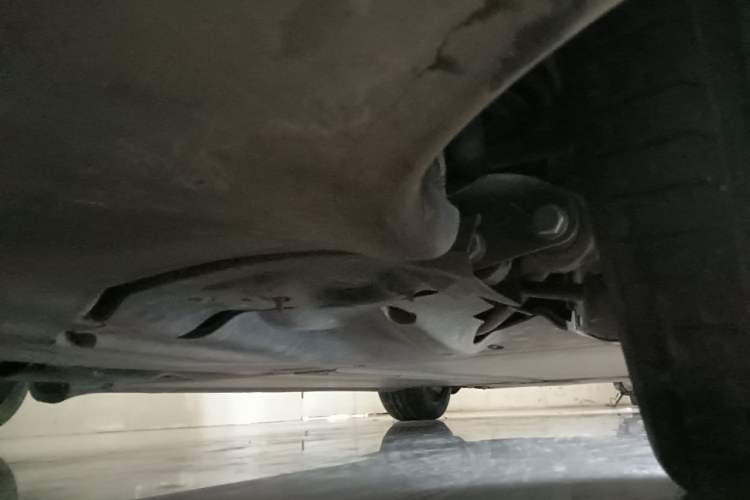Used Tesla Model Y 2022 Revised Version Rear-Wheel Drive Chassis Rear Right