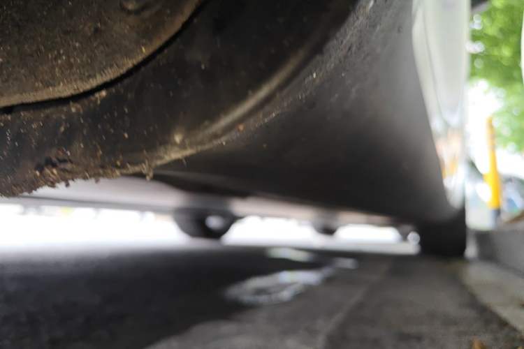 Used Tesla Model Y 2022 Rear-Wheel-Drive Version Chassis Rear Right