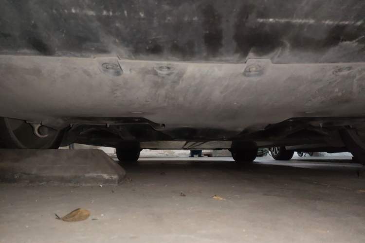 Used Tesla Model Y 2022 Revised Version Rear-Wheel Drive Chassis Rear