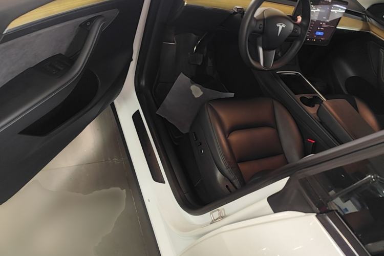 Used Tesla Model Y 2022 Revised Version Rear-Wheel Drive Driver Seat