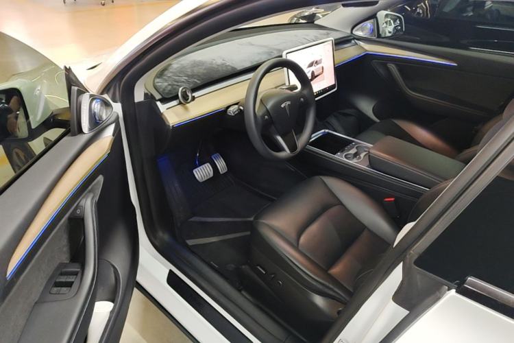 Used Tesla Model Y 2022 Performance High-Performance All-Wheel-Drive Version Driver Seat