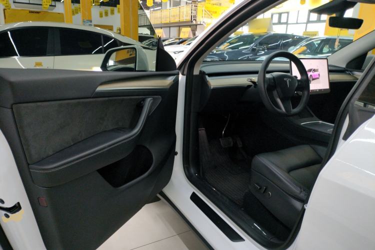 Used Tesla Model Y 2022 Revised Version Long-Range All-Wheel Drive Driver Seat