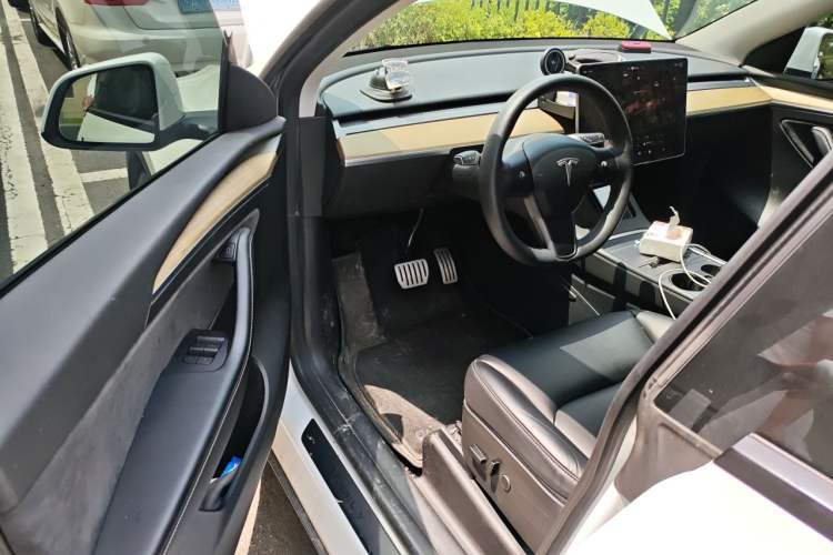 Used Tesla Model Y 2022 Performance High-Performance All-Wheel-Drive Version Driver Seat