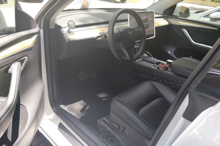 Used Tesla Model Y 2022 Revised Version Rear-Wheel Drive Driver Seat