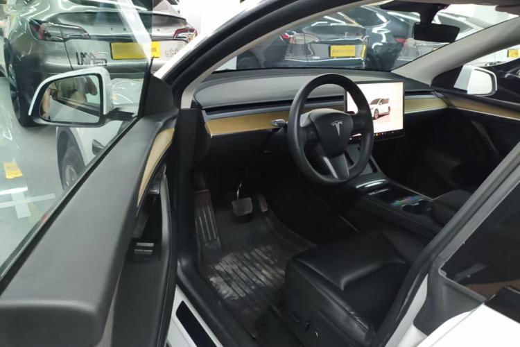 Used Tesla Model Y 2022 Revised Version Rear-Wheel Drive Driver Seat