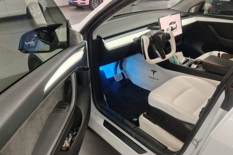 Used Tesla Model Y 2022 Performance High-Performance All-Wheel-Drive Version Driver Seat