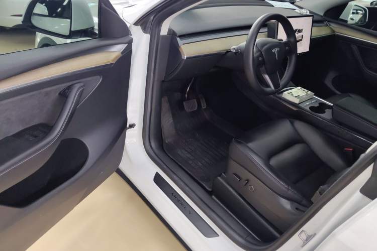 Used Tesla Model Y 2022 Revised Version Rear-Wheel Drive Driver Seat