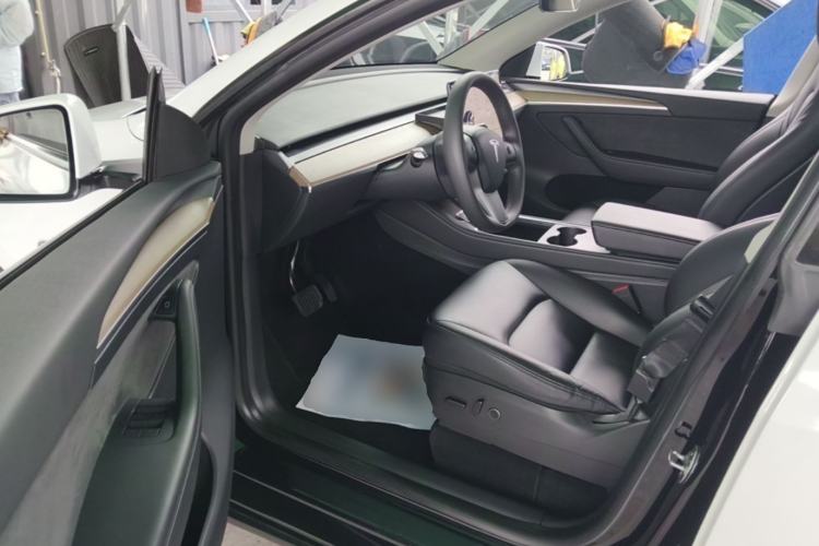 Used Tesla Model Y 2022 Rear-Wheel-Drive Version Driver Seat