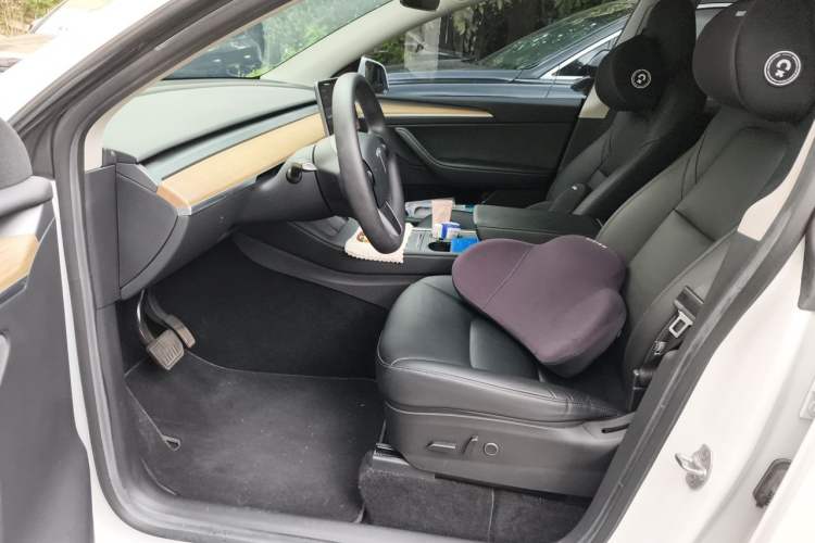 Used Tesla Model Y 2022 Rear-Wheel-Drive Version Driver Seat