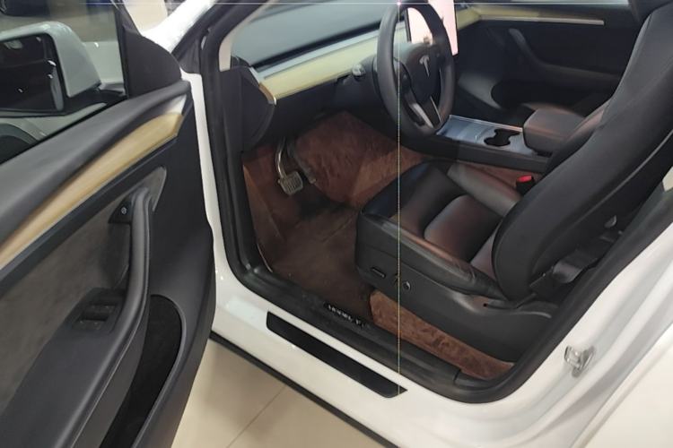 Used Tesla Model Y 2022 Revised Version Long-Range All-Wheel Drive Driver Seat